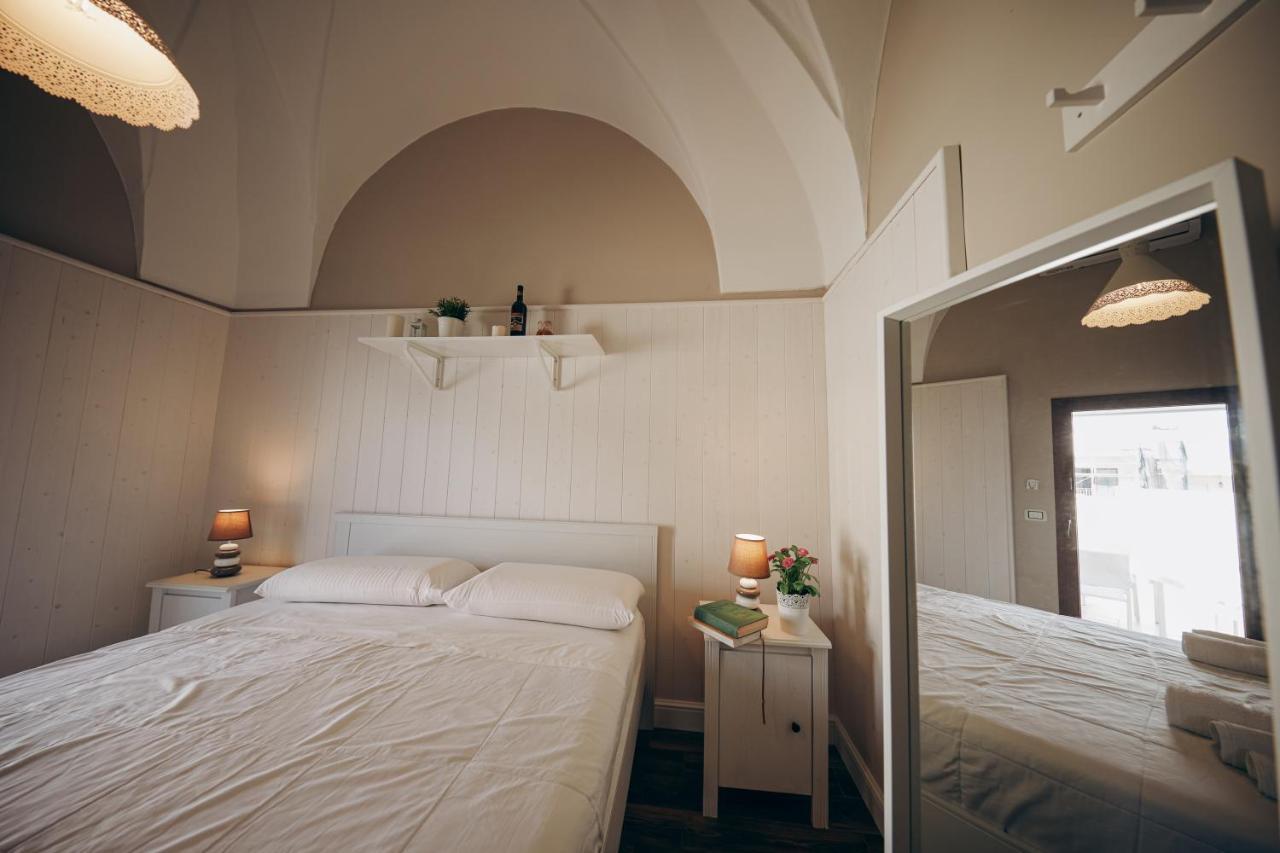 Le Terrazze B&B Пульсано Экстерьер фото